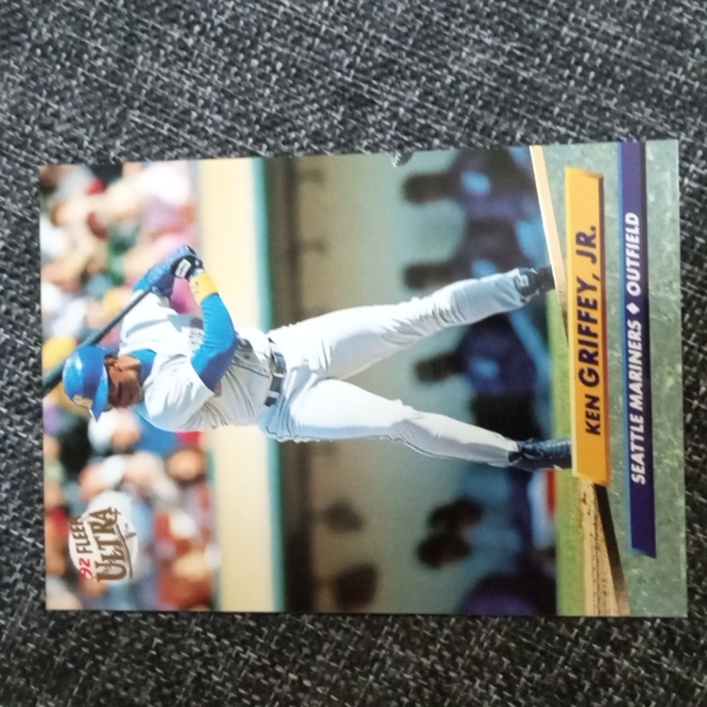 Trading Cards / Sports Cards